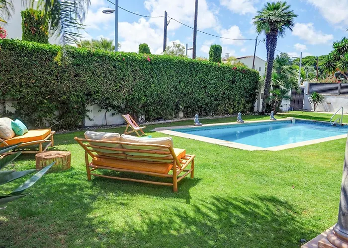 וילה Nirvana By Hello Homes סיטגס