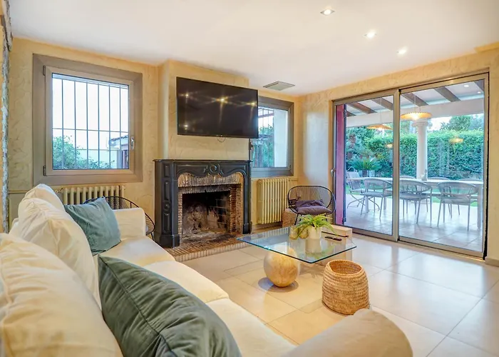 וילה Nirvana By Hello Homes *